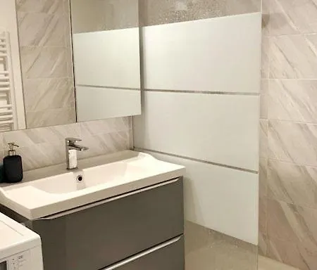 Seafront And Private Parking Apartamento
