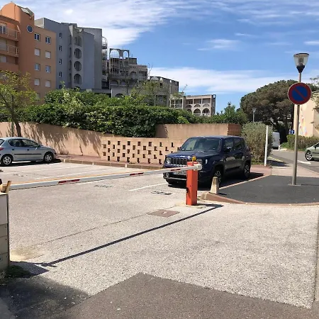 Seafront And Private Parking Canet-en-Roussillon